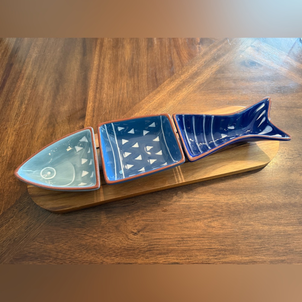World market Fish Blue Ceramic Appetizer Dishes with Wood Tray